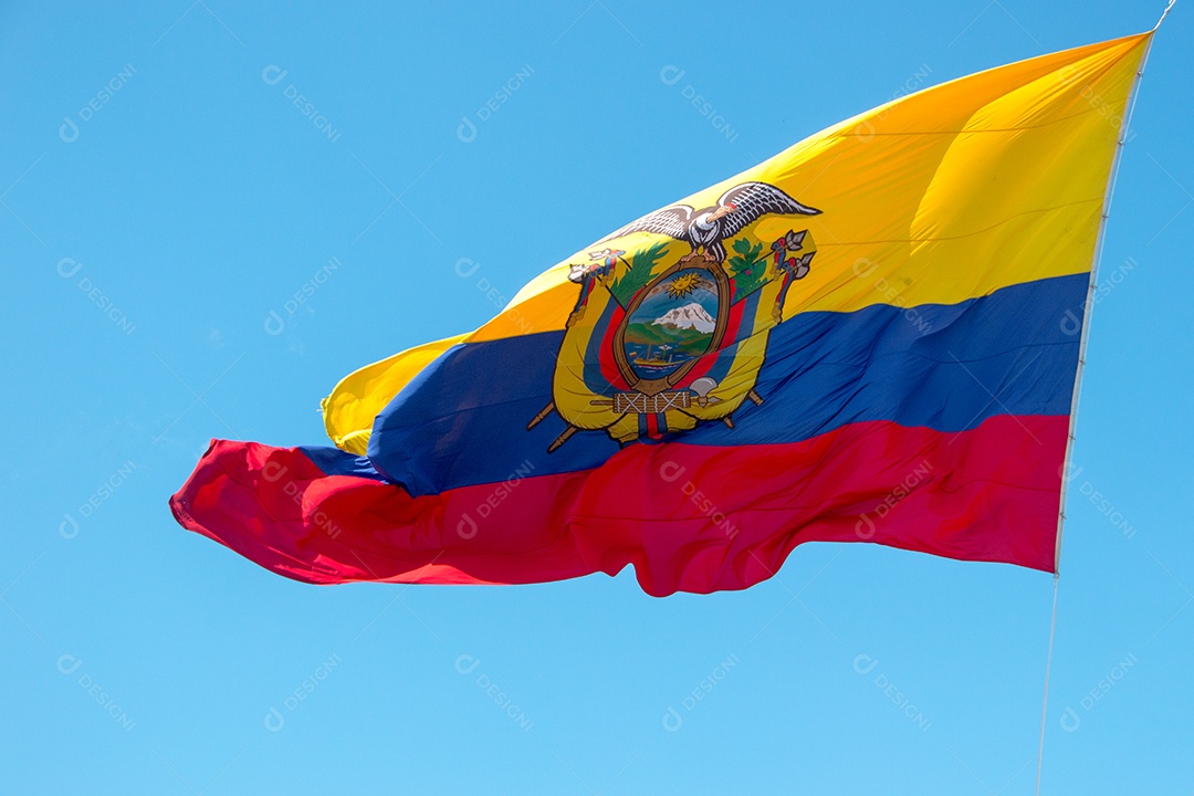 bandeira do Equador ao ar livre no Rio de Janeiro, Brasil.