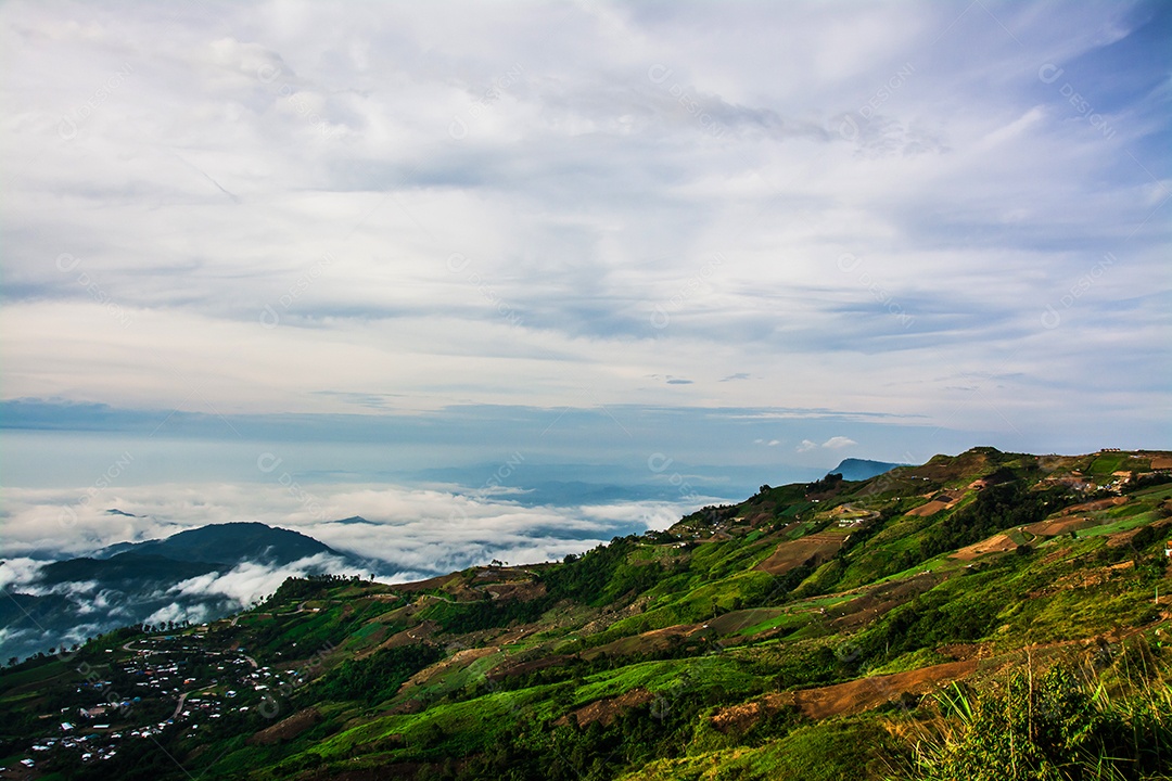 Morning fog with mountain, sea of mis.