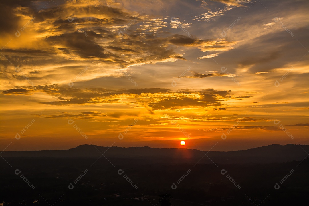 Céu na hora do Crepúsculo.