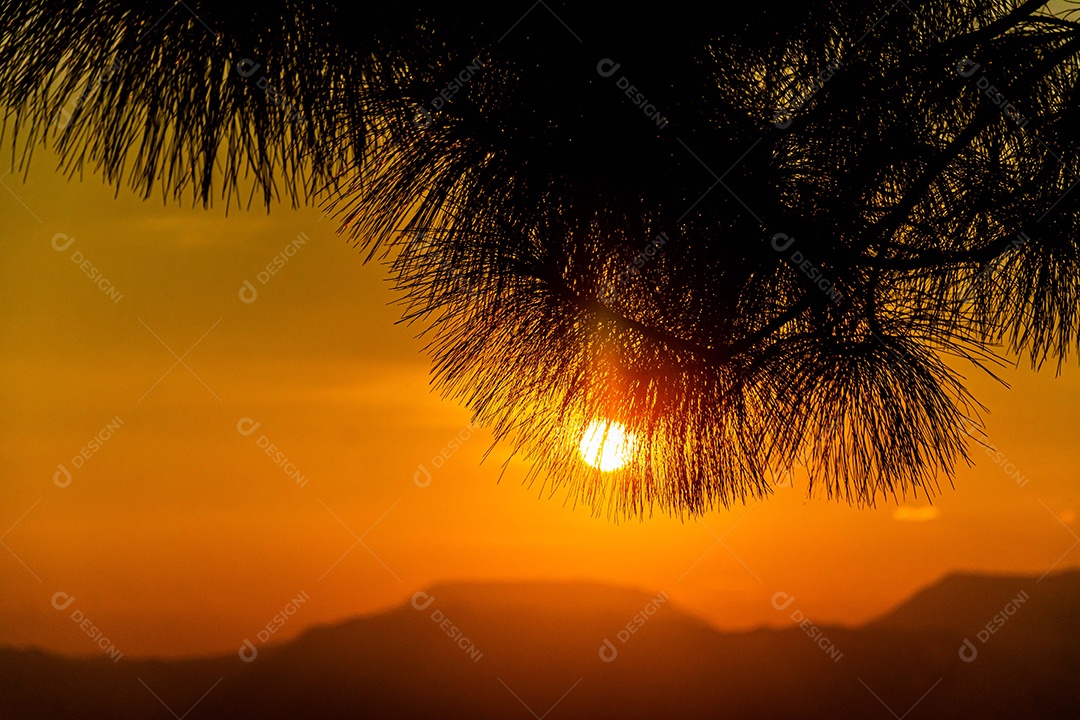 atmosfera de acampamento durante o pôr do sol, Tailândia