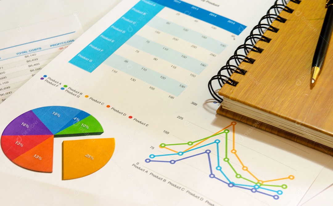 Caneta e papel de relatório, conceitual de negócios.