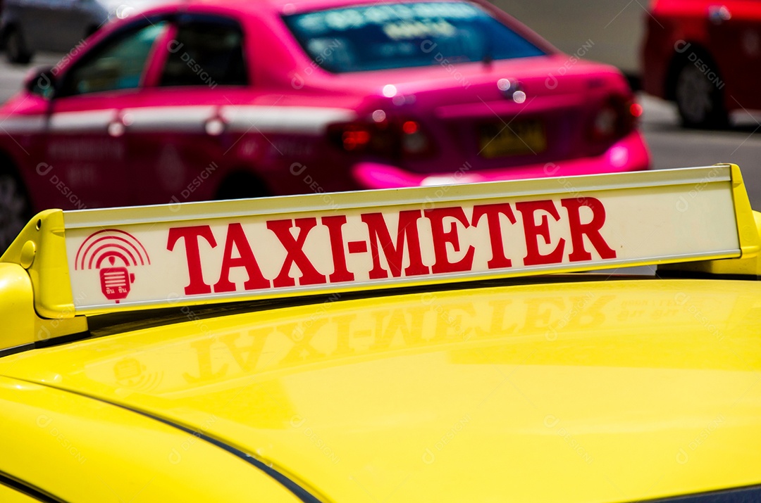 Assina o táxi medido Tailândia.