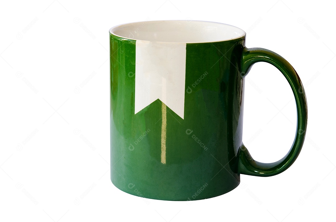 Alça direita da caneca verde sobre fundo branco.