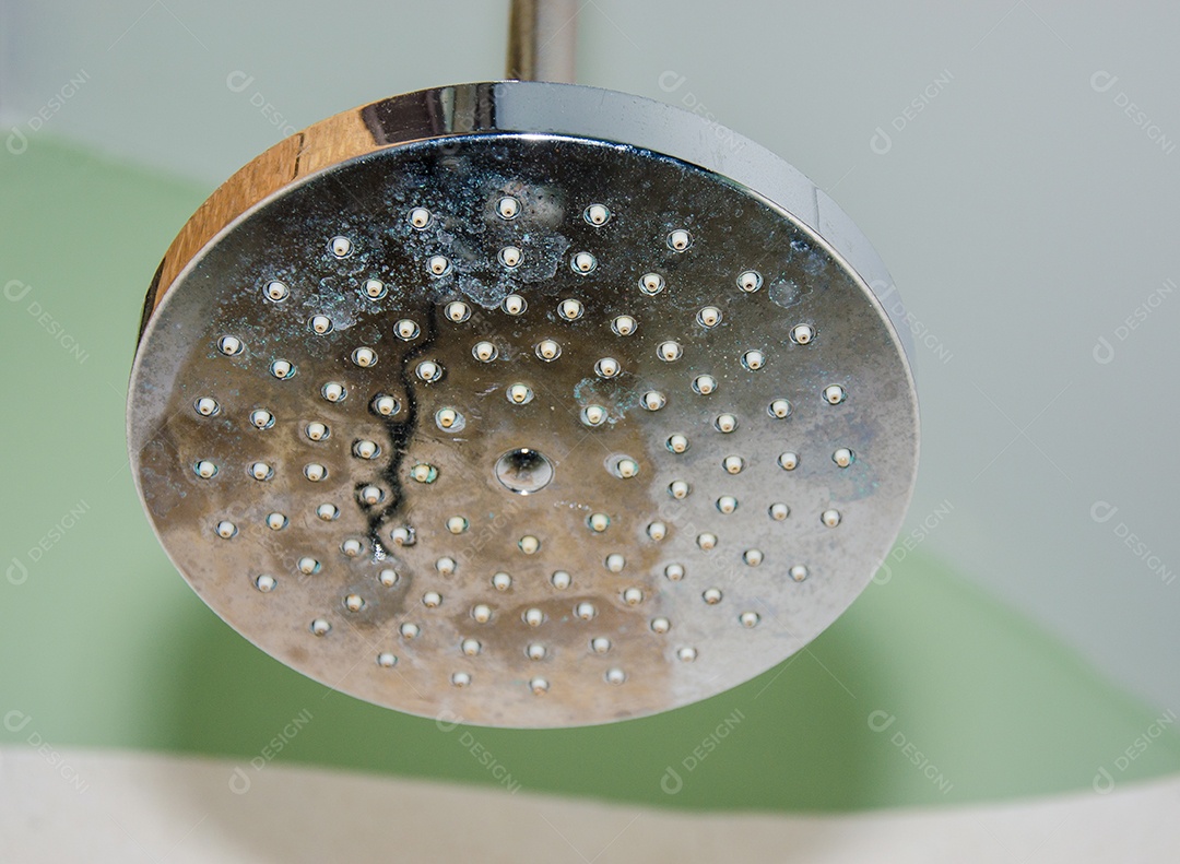 Chuveiro para banho.