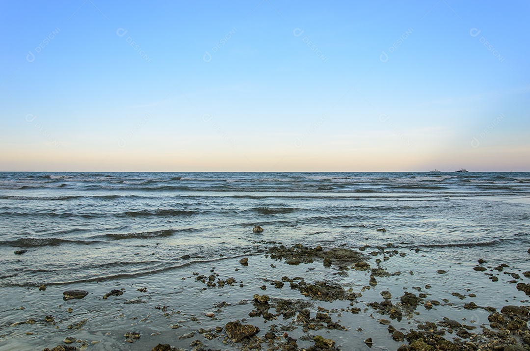 Lindo céu e mar. Vintage.
