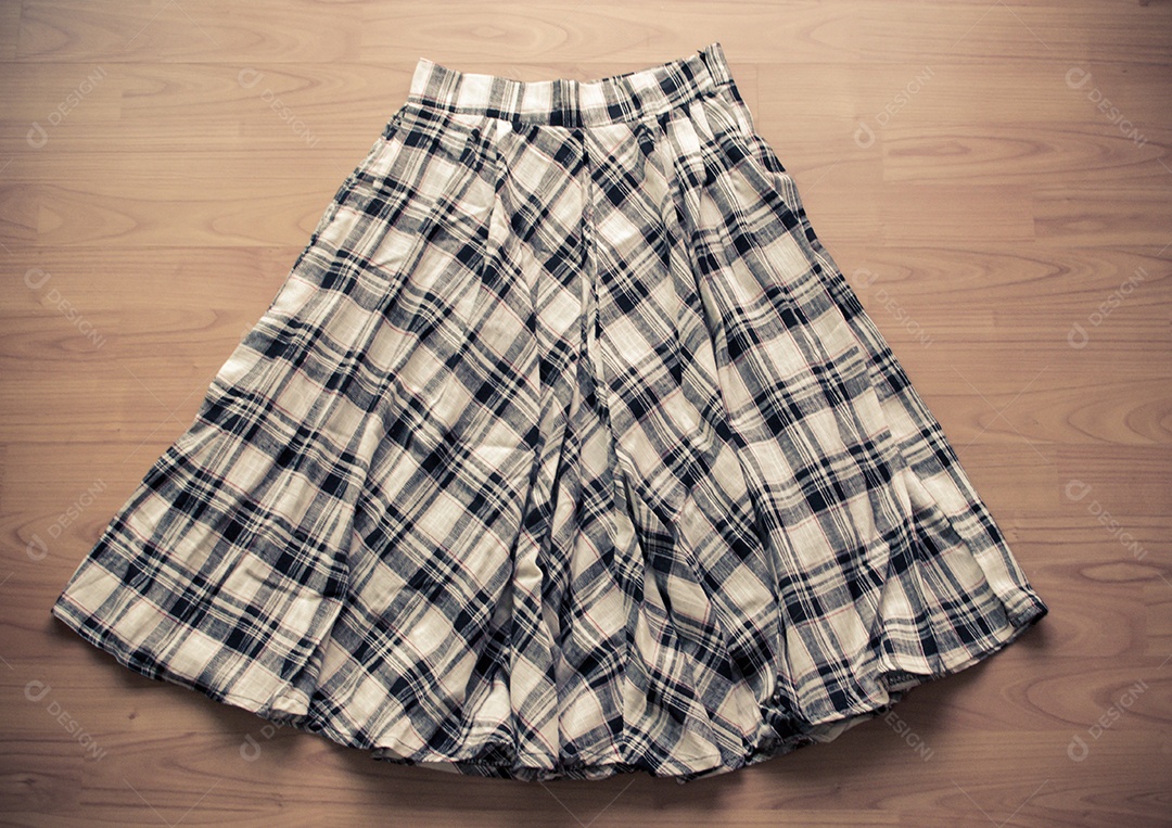 Saia xadrez vintage em fotos de estilo de efeito de madeira.