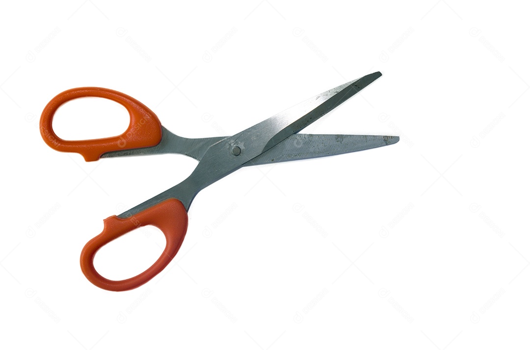 Tesoura isolada no espaço branco background.