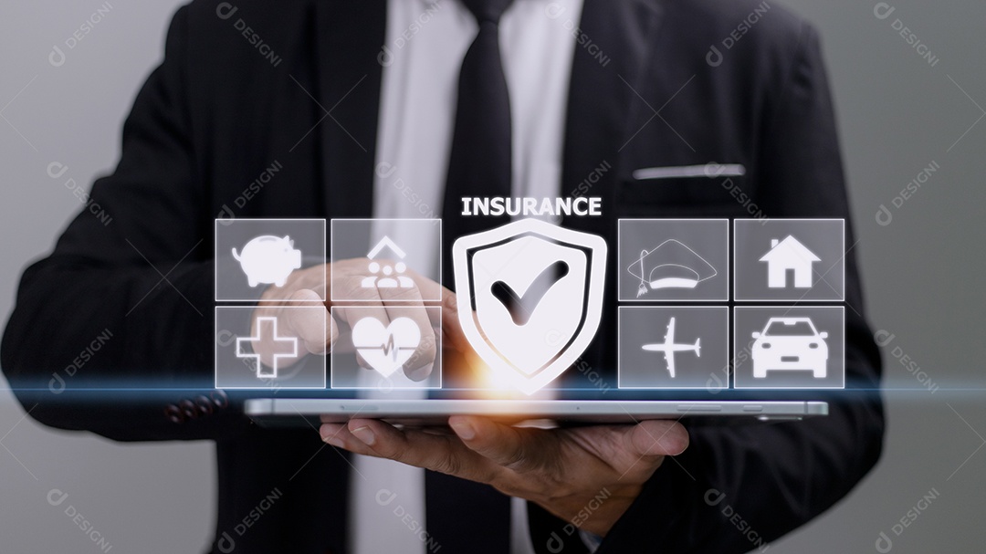 conceito de seguro na tela azul virtual com ícones