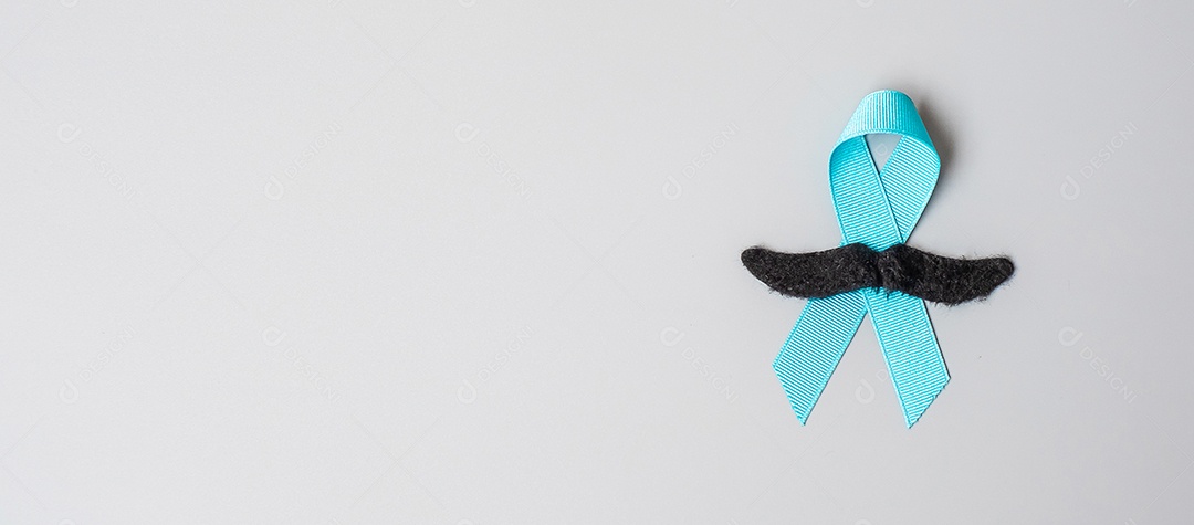 Novembro mês de conscientização do câncer de próstata, fita azul clara para apoiar as pessoas que vivem e estão doentes. Cuidados de saúde, homens internacionais