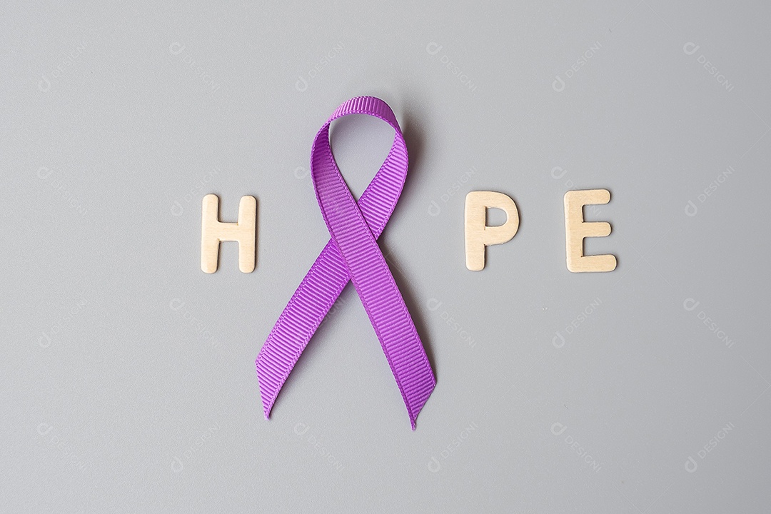 Câncer de pâncreas, Alzheimer mundial, epilepsia, lúpus e dia da violência doméstica Mês de conscientização, Mulher segurando fita roxa