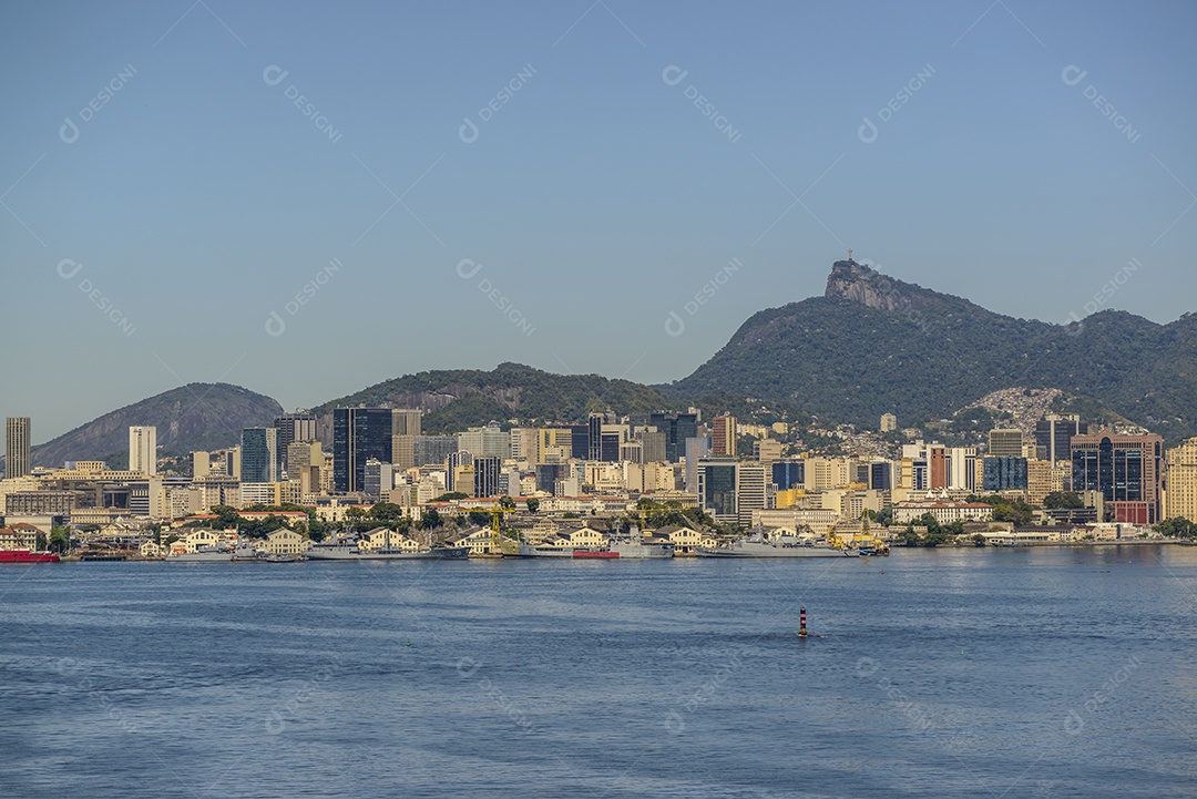 Rio de Janeiro, Brasil. Centro da cidade visto da ponte Rio-Niterói
