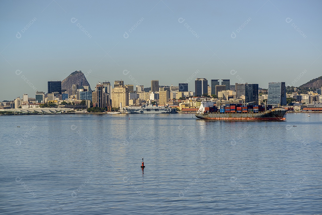 Rio de Janeiro, Brasil. Centro da cidade visto da ponte Rio-Niterói