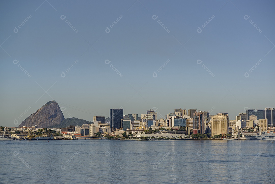 Rio de Janeiro, Brasil. Centro da cidade visto da ponte Rio-Niterói