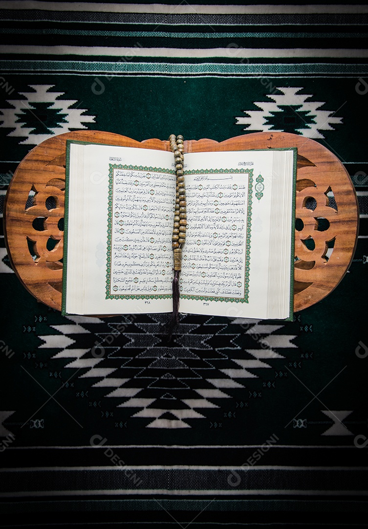 Alcorão livro sagrado dos muçulmanos