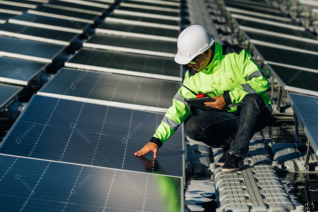 Energia fotovoltaico sobre espaço industrial de energia solar