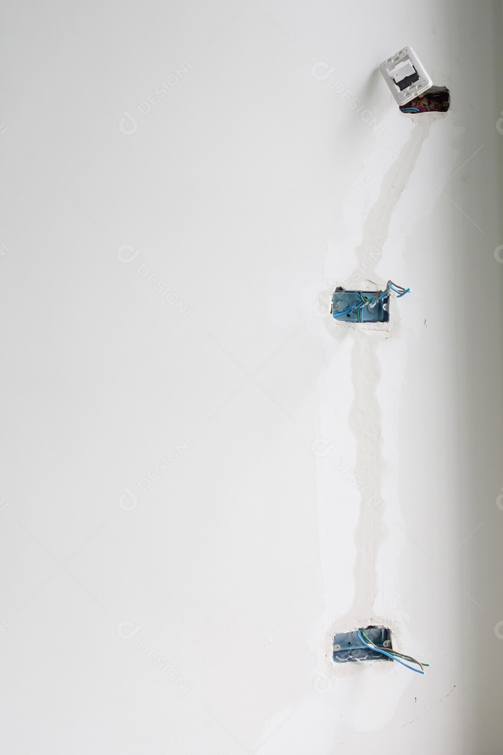 Fiação elétrica sob gesso, cabos de instalação ocultos