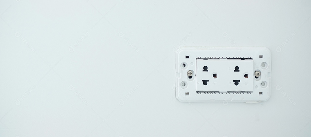 Cabos de instalação de fiação elétrica para soquete. Renovação