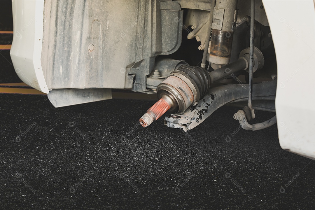 O eixo motor esquerdo do eixo dianteiro sem freio a disco