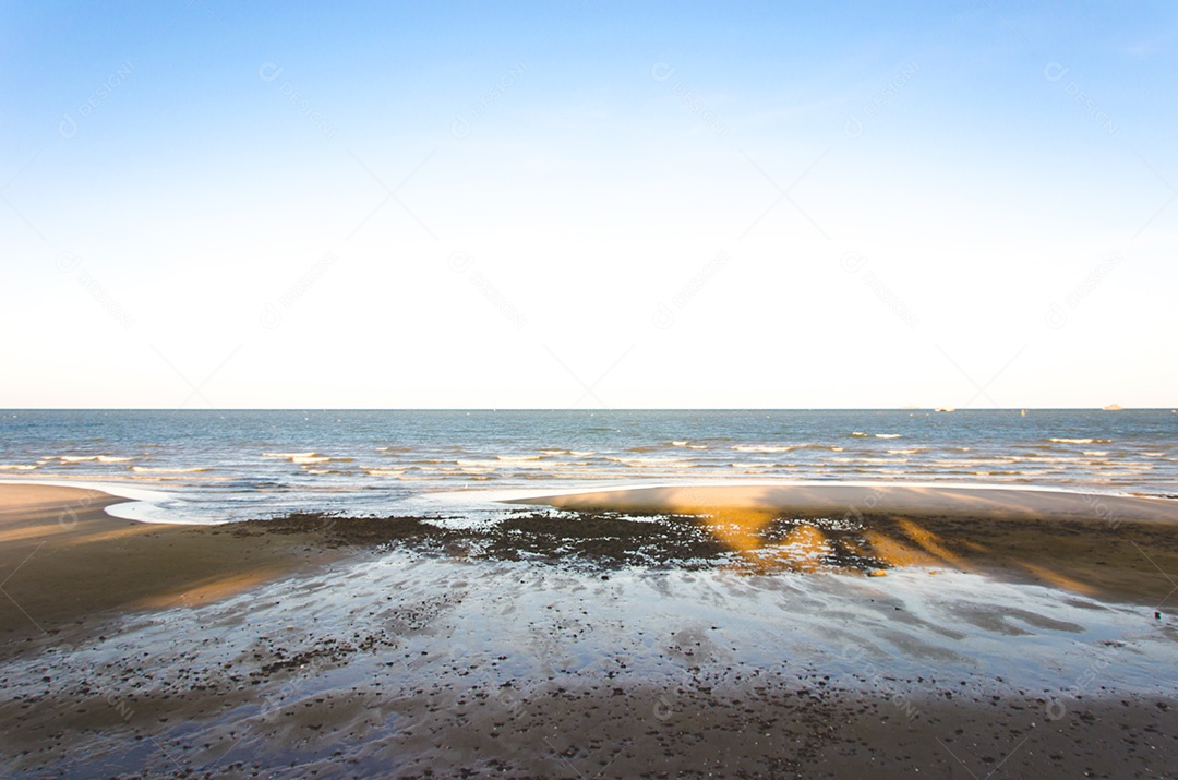 Lindo céu e mar. Vintage.