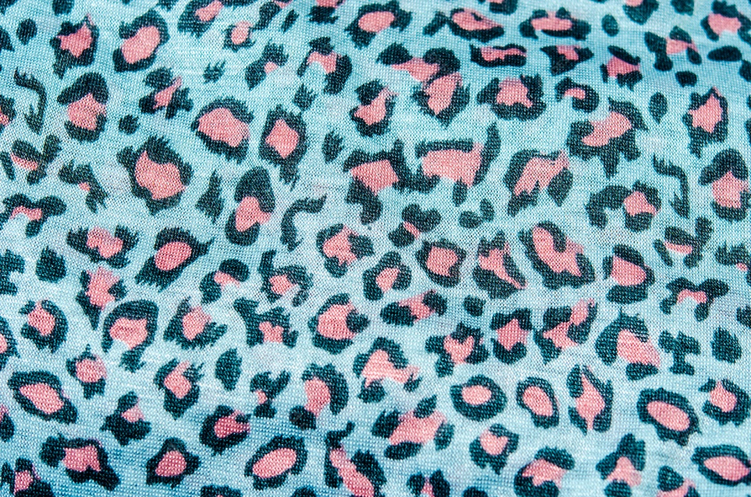 Textura elegante moderna. O chintz de algodão tigre.