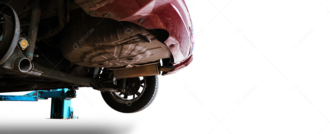 O macaco hidráulico do piso do veículo levanta a carroceria do carro para reparos