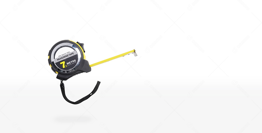 Fita métrica com um comprimento de 750 centímetros isolada