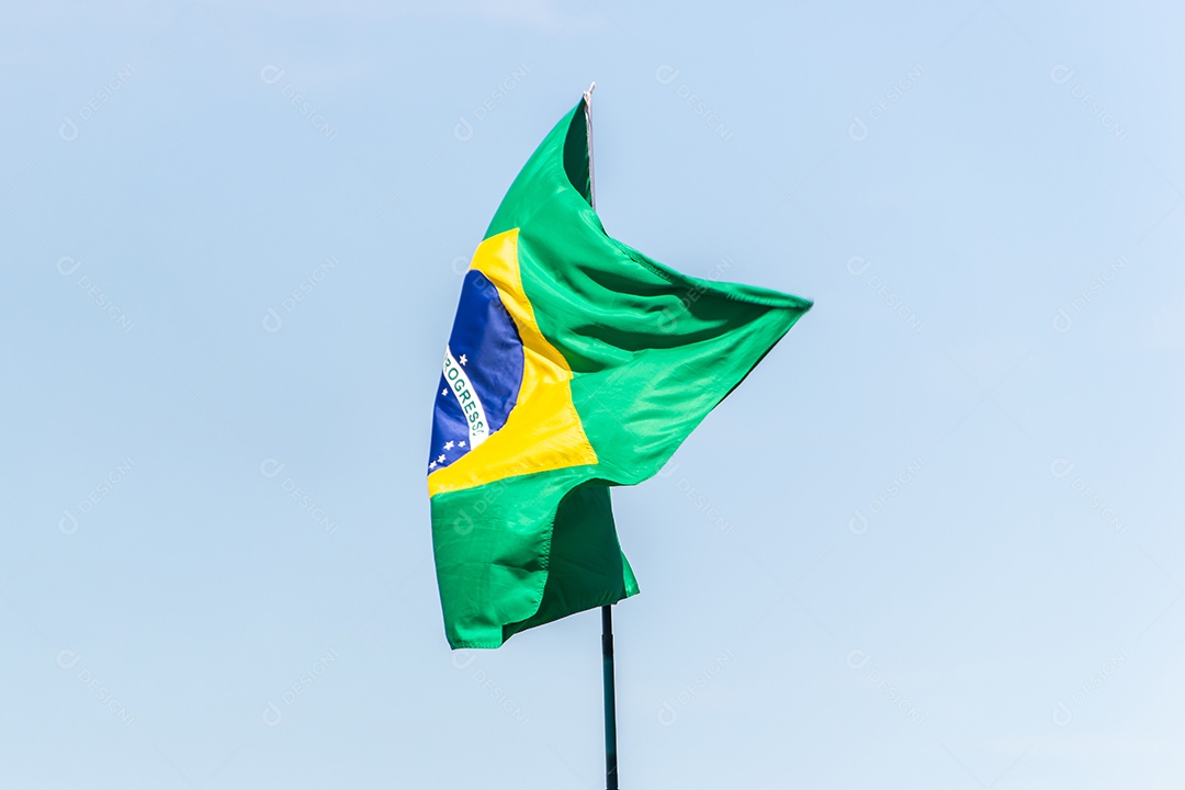 Bandeira brasileira ao ar livre no Rio de Janeiro Brasil.