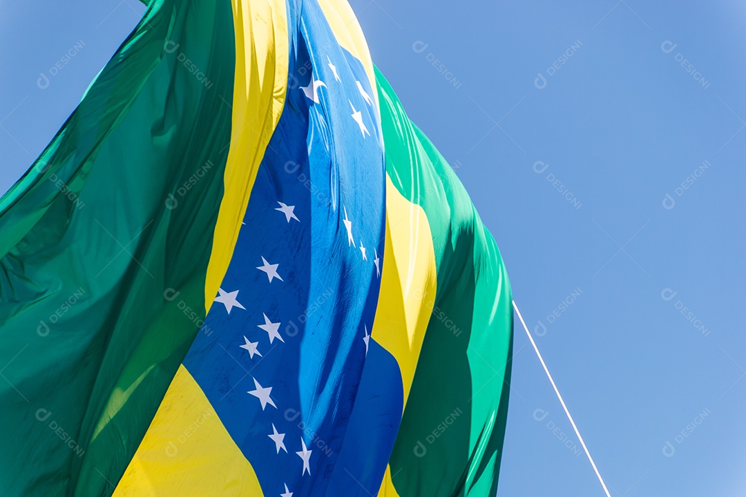 Bandeira brasileira ao ar livre no Rio de Janeiro Brasil.