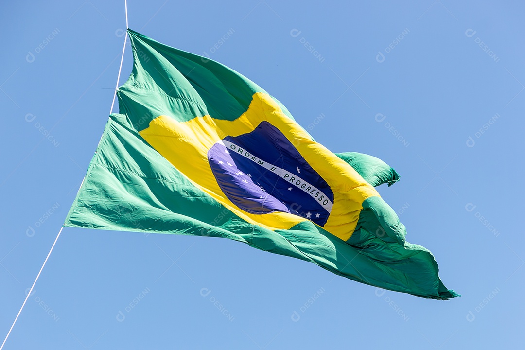 Bandeira brasileira ao ar livre no Rio de Janeiro Brasil.