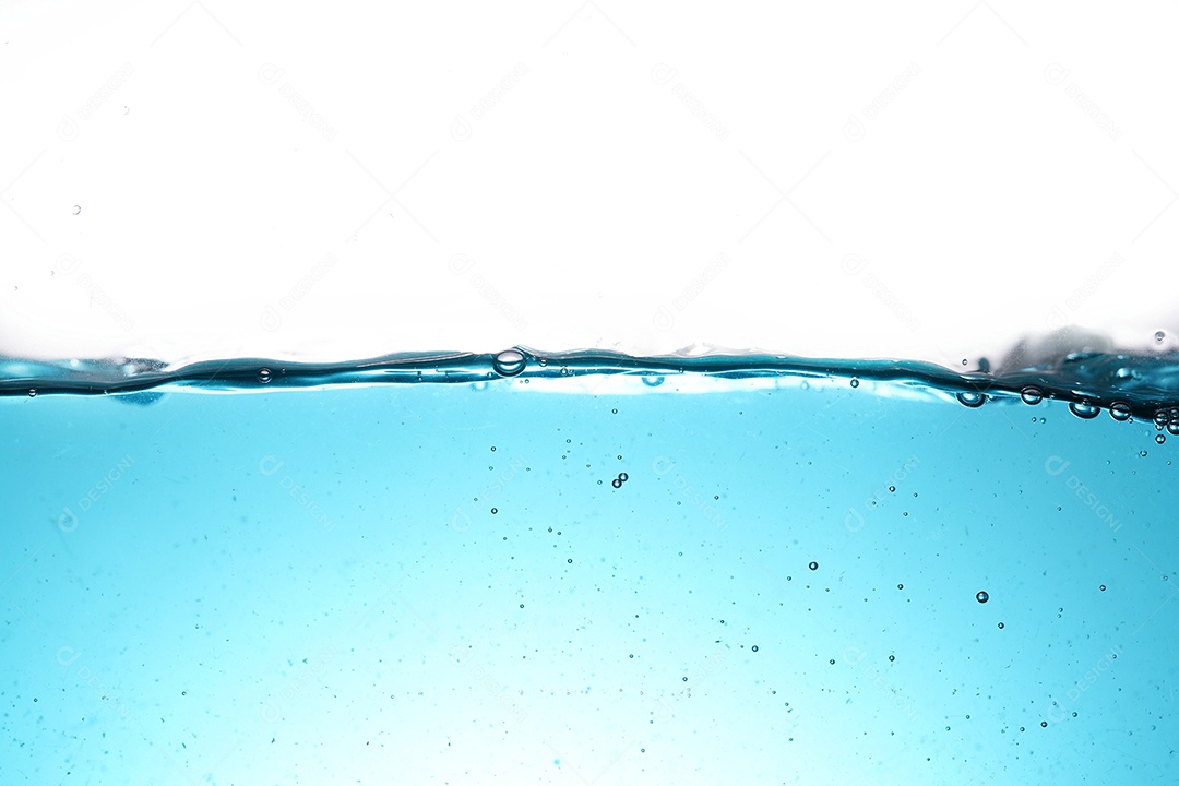 Foto do uso de água limpa ao fundo