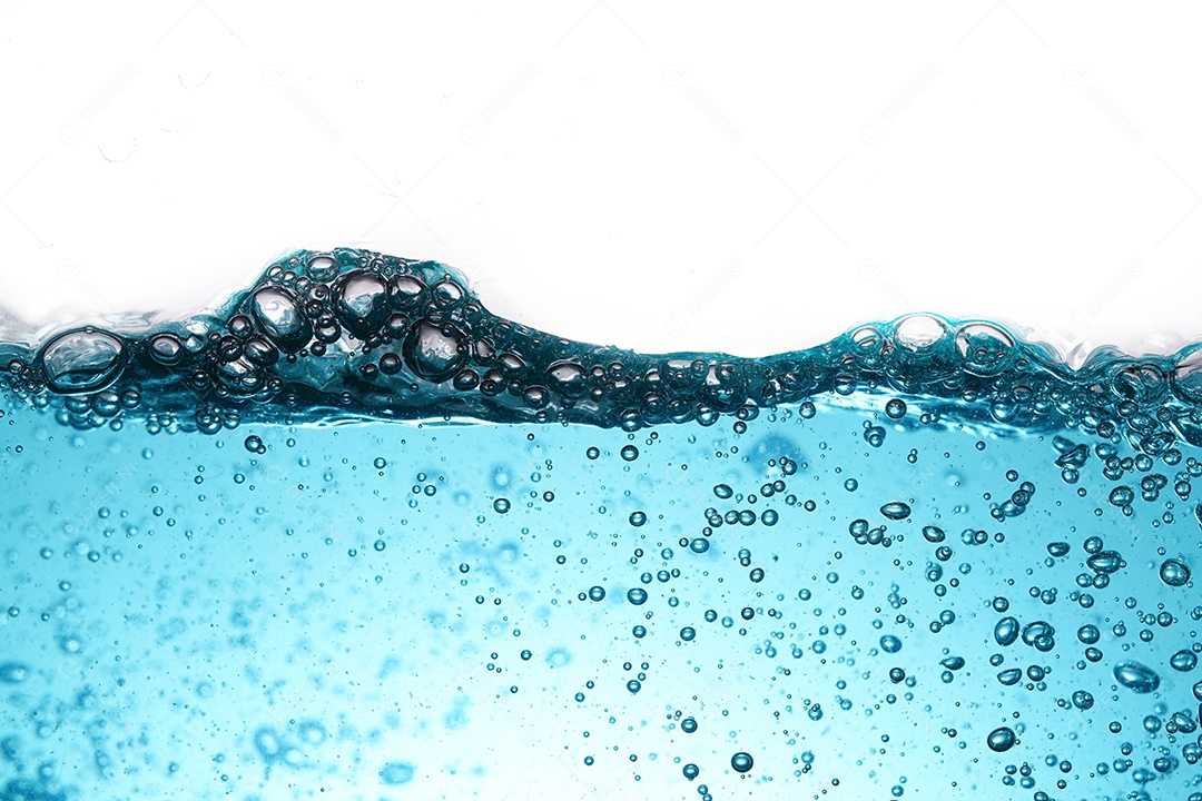 Foto do uso de água limpa ao fundo