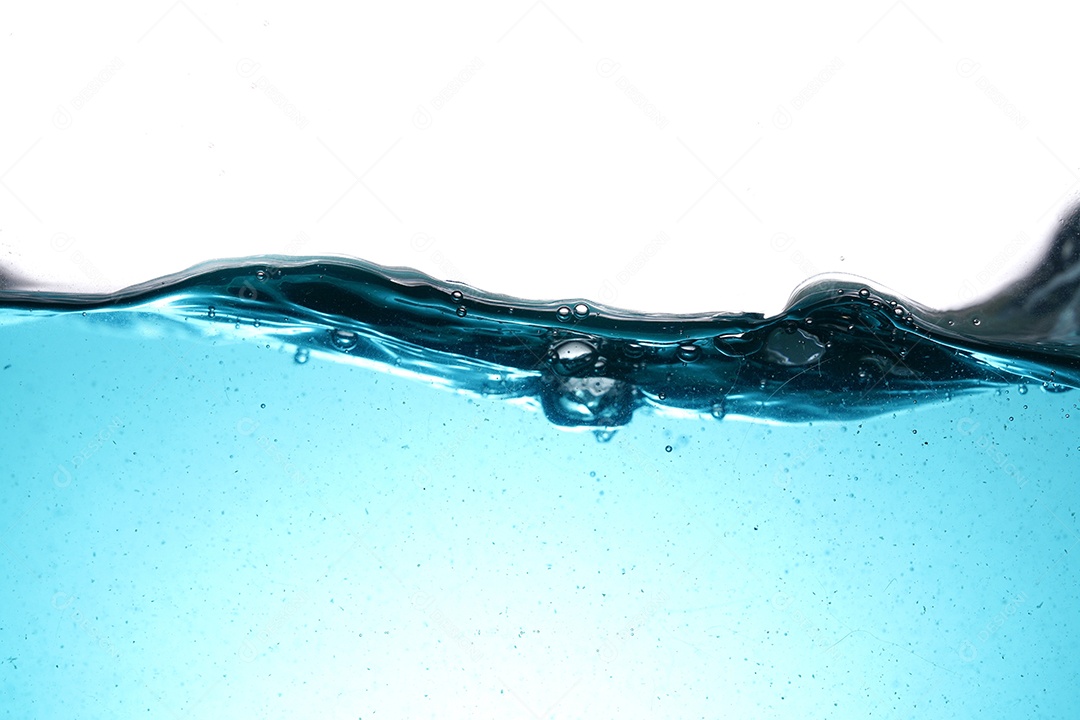 Foto do uso de água limpa ao fundo