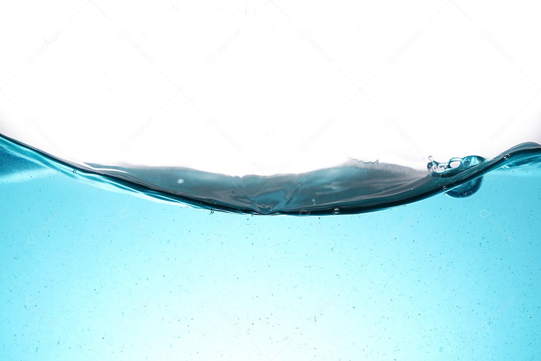 Foto do uso de água limpa ao fundo