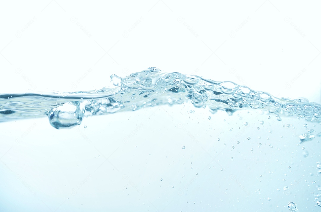 Água com muita borbulhas.