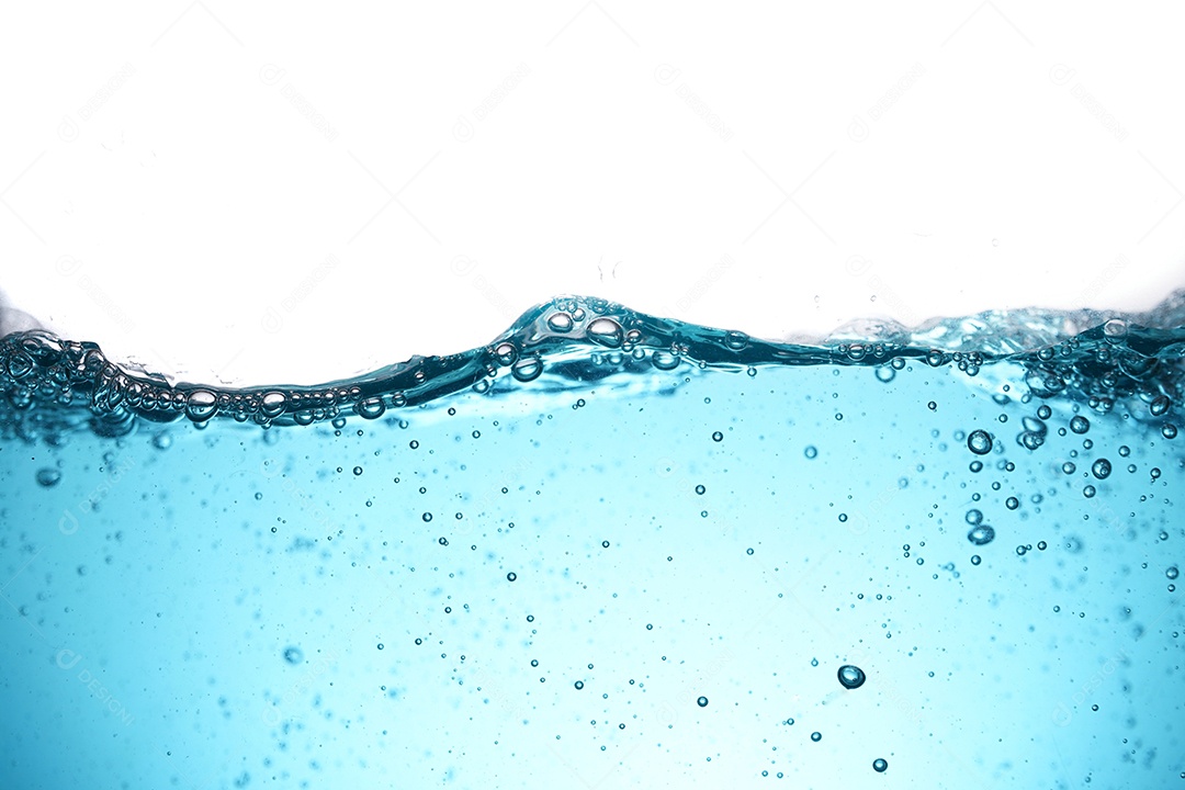 Água clara com ondas e borbulhas.