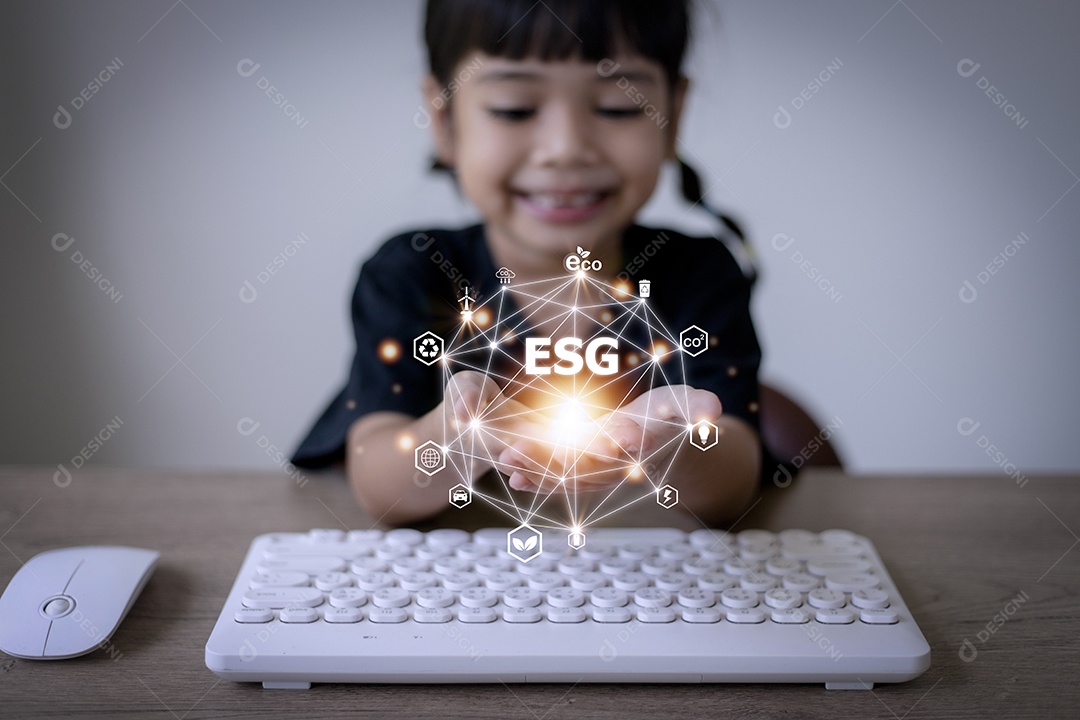 Menina assistindo uma planta. Conceito de tecnologia ambiental.