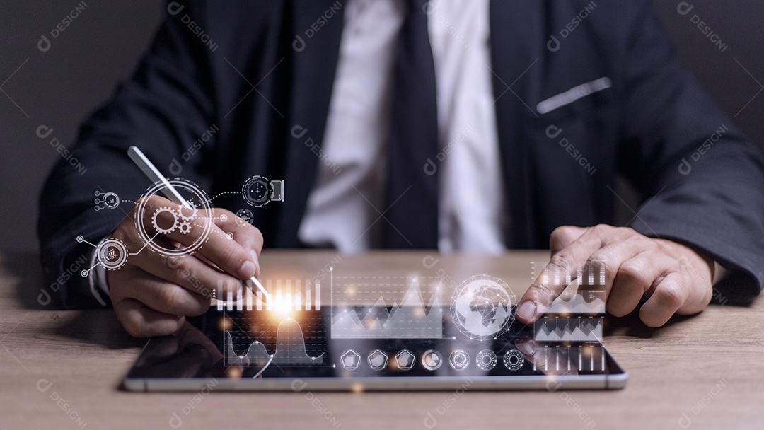 Processo de negócios e estratégia na tela virtual. Análise de dados. Fluxo de trabalho.