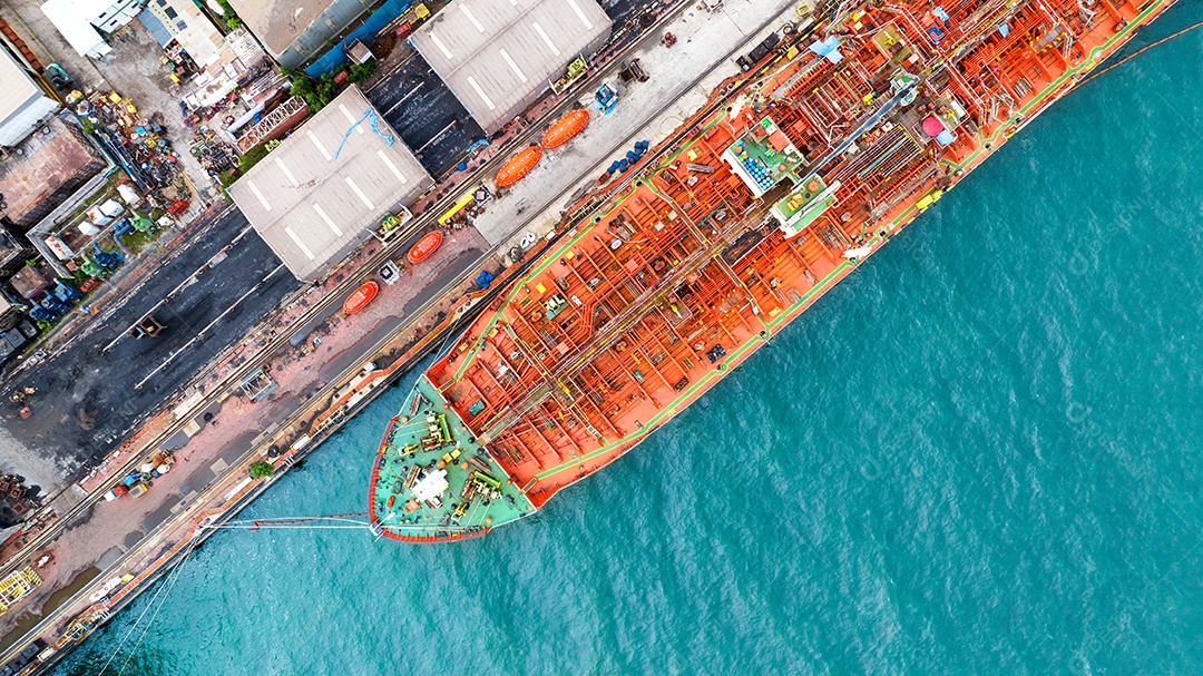 Navio petroleiro de petróleo bruto, navio porta-contentores de carga atracação offshore