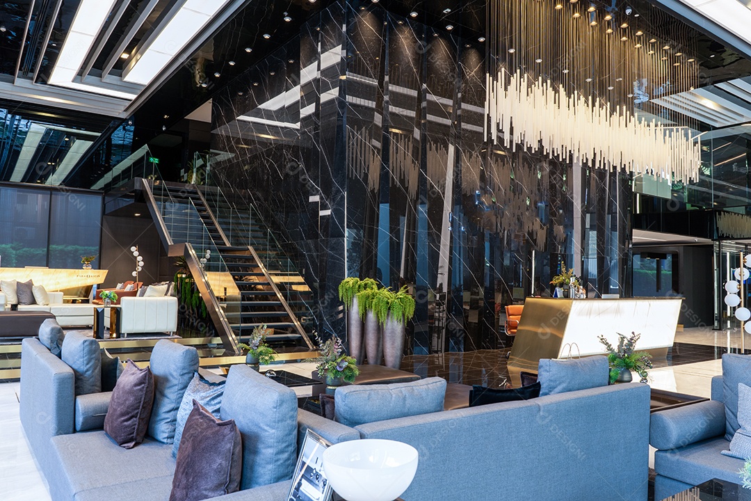 Sala de estar branca com janela de sofá de Condomínio Luxo e soma