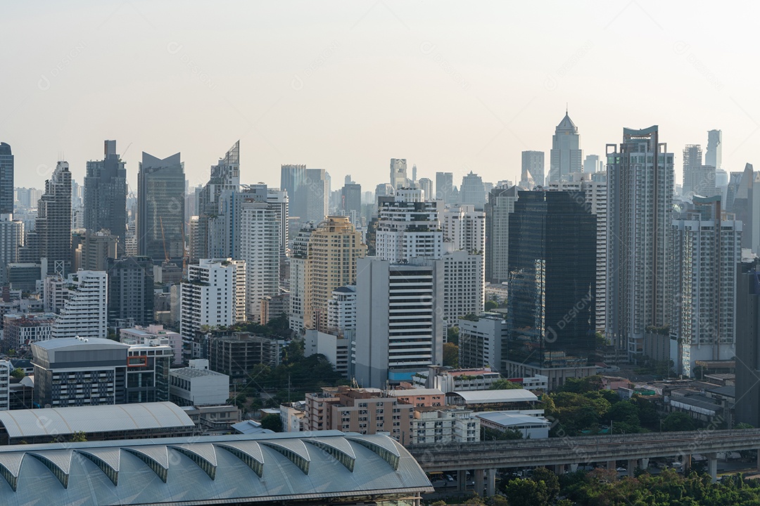Skyline da cidade e arranha-céus Bangkok Tailândia. Bela vista em Bangkok