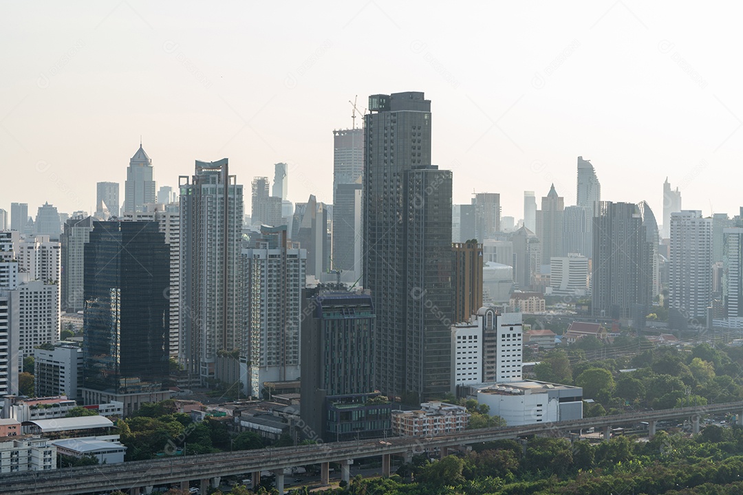 Skyline da cidade e arranha-céus Bangkok Tailândia. Bela vista em Bangkok