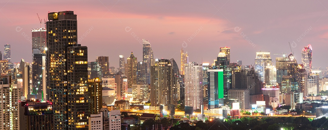 Skyline da cidade e arranha-céus Bangkok Tailândia. Bela vista em Bangkok