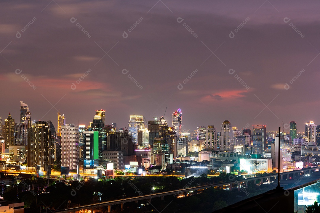 Skyline da cidade e arranha-céus Bangkok Tailândia. Bela vista em Bangkok