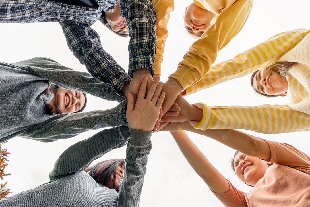 Equipe Mãos Empatia Confiança Parceria de parceiros crescer conectar parceiro de negócios e integração de conexão conceito de inicialização Trabalho em equipe de empatia.