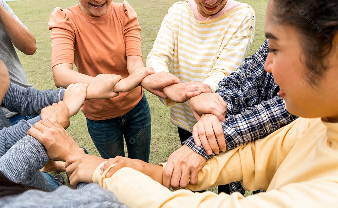 Equipe Mãos Empatia Confiança Parceria de parceiros crescer conectar parceiro de negócios e integração de conexão conceito de inicialização Trabalho em equipe de empatia.