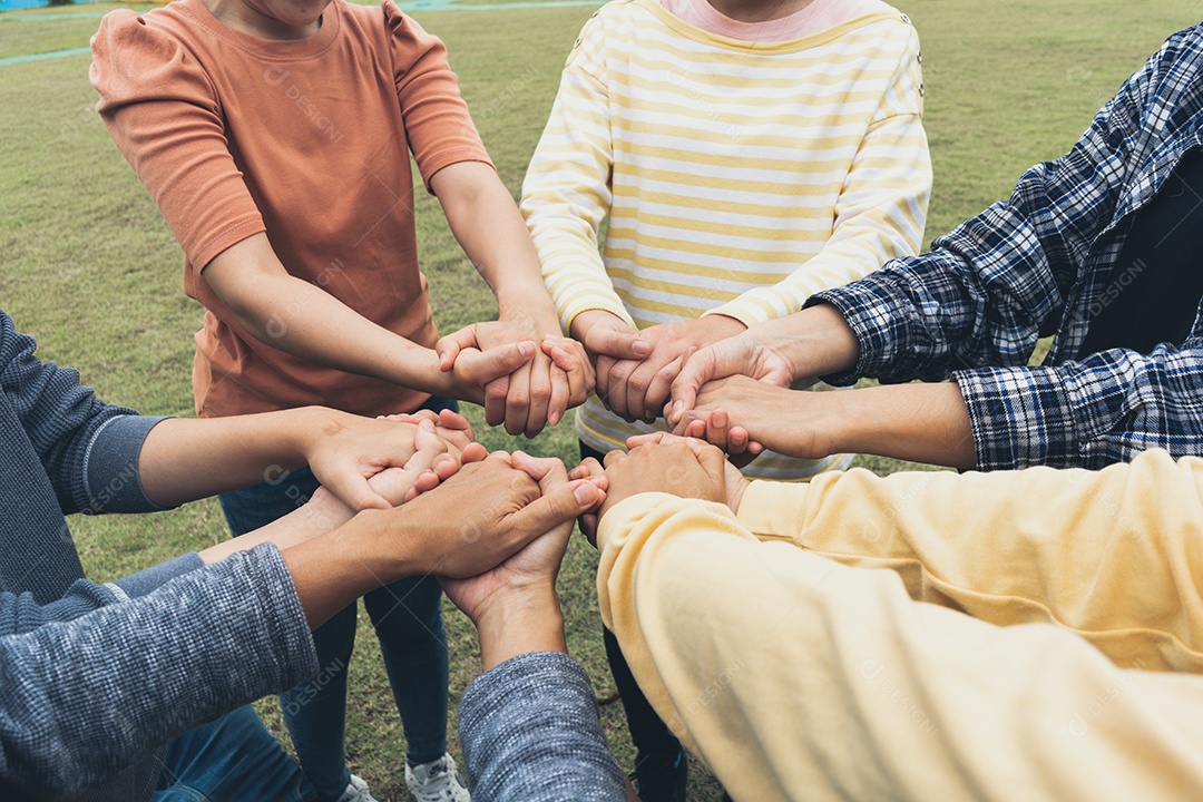 Equipe Mãos Empatia Confiança Parceria de parceiros crescer conectar parceiro de negócios e integração de conexão conceito de inicialização Trabalho em equipe de empatia.