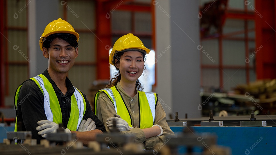 força da mão da equipe confiança total e colocação do quebra-cabeça