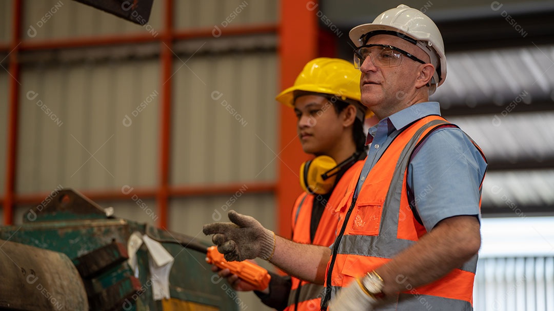 Trabalho em equipe e grupo de trabalhadores de espírito de equipe