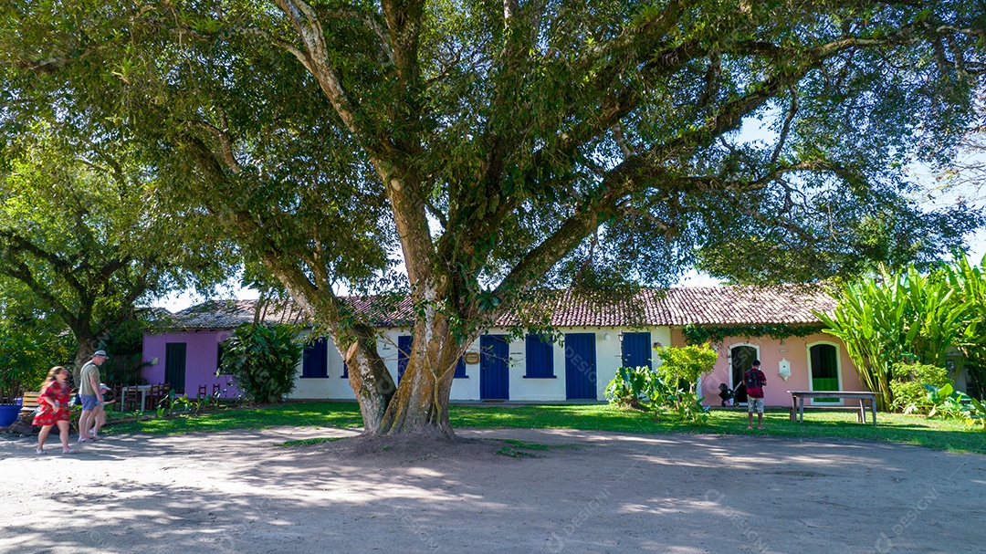 Vista aérea de Trancoso, Porto Seguro, Bahia, Brasil. Pequena capela no centro histórico de Trancoso