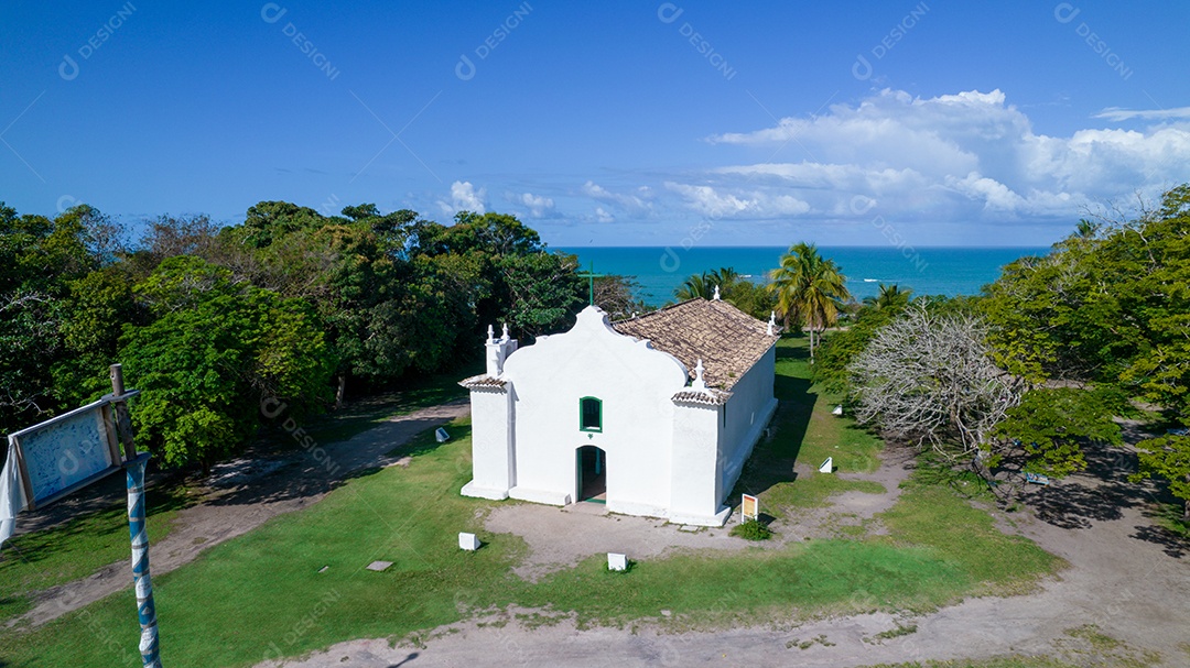Vista aérea de Trancoso, Porto Seguro, Bahia, Brasil. Pequena capela no centro histórico de Trancoso